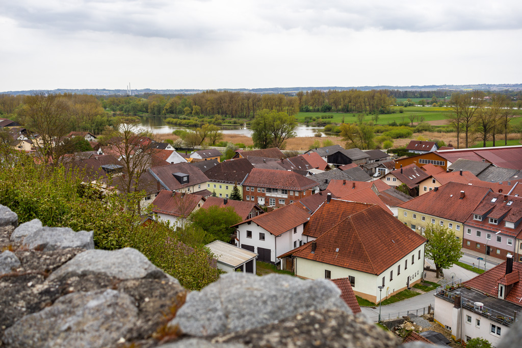 Burgruine-Winzer-Aussicht auf den Markt-Deggendorf