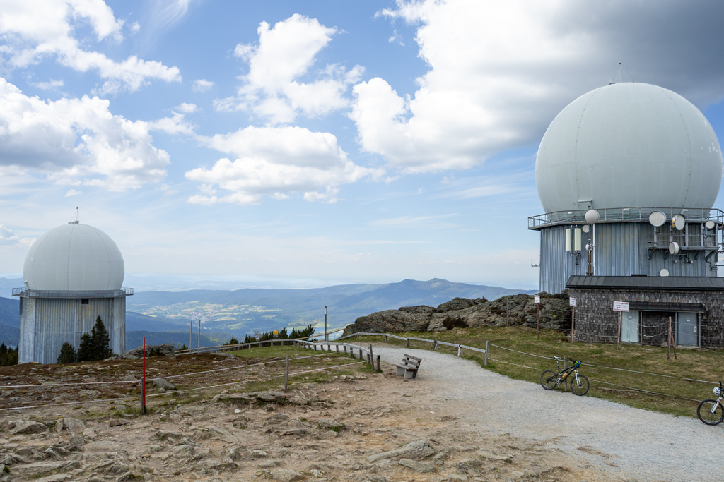 Radarkuppeln der Bundeswehr auf dem Großen Arber