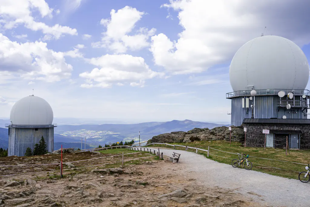 Radarkuppeln am Großen Arber

