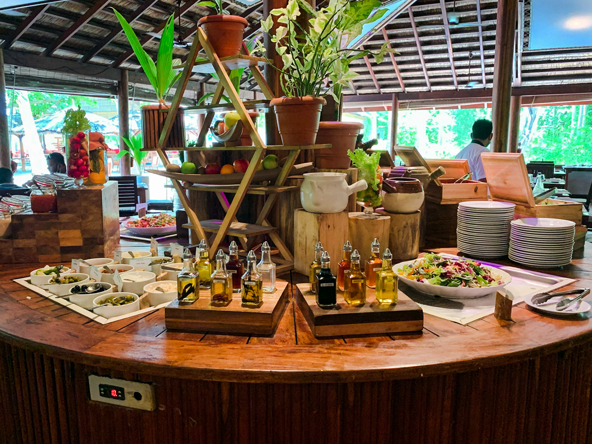 Essen Buffet Restaurant Reethi Beach