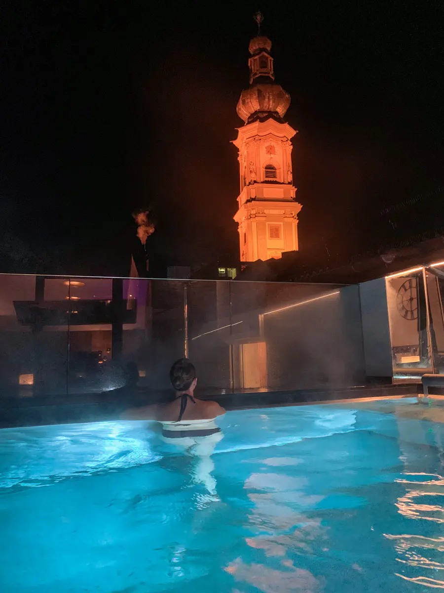 Skypool im Wellness Hotel Höttl