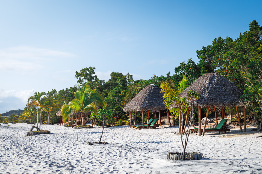 Palmarium-Lodge-Hotel-Akanin-ny-Nofy-Madagaskar Strand