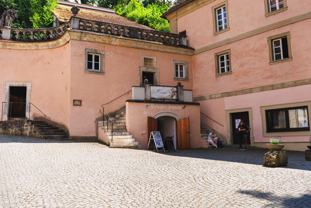 Besucherzentrum im Kloster Weltenburg