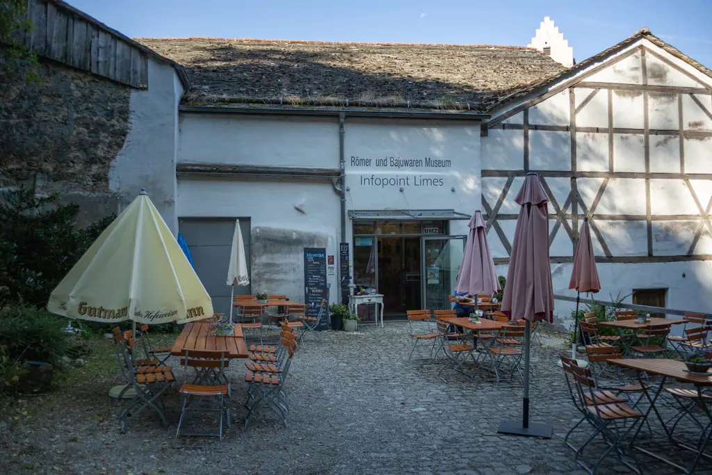 Römer und Bajuwaren Museum und Museums Cafe Burg Kipfenberg

