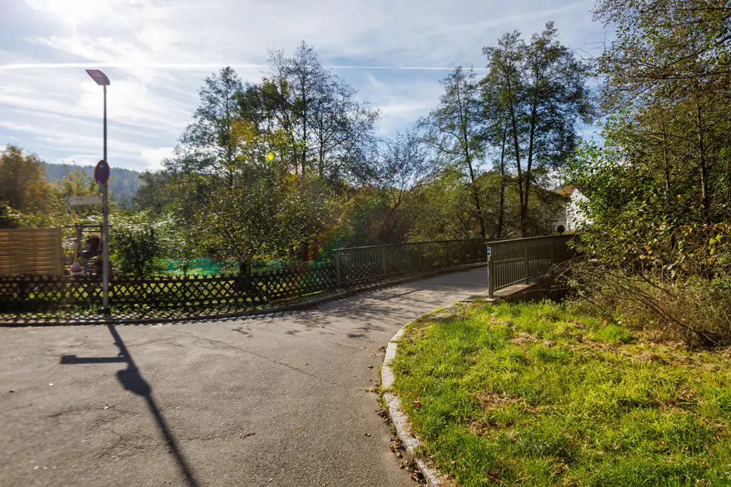 Brücke an der Schwarzen Laaber in Alling