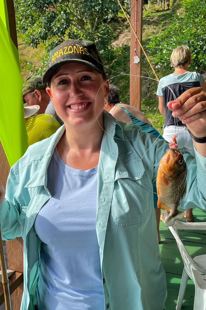 Piranha Angeln im Amazonas