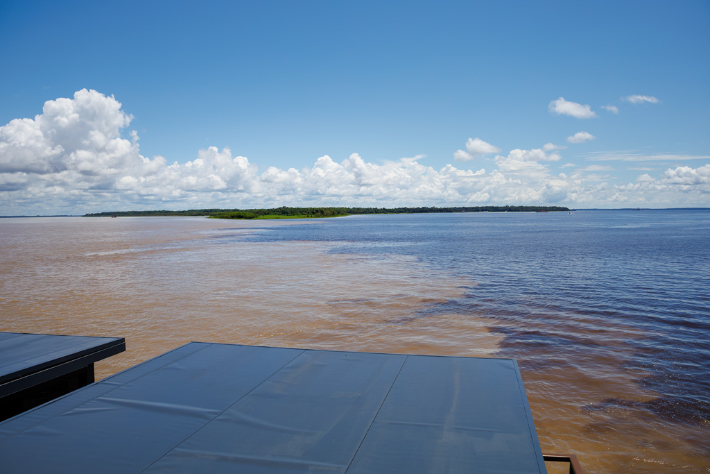 Rio Negro und Amazonas bei Manaus
